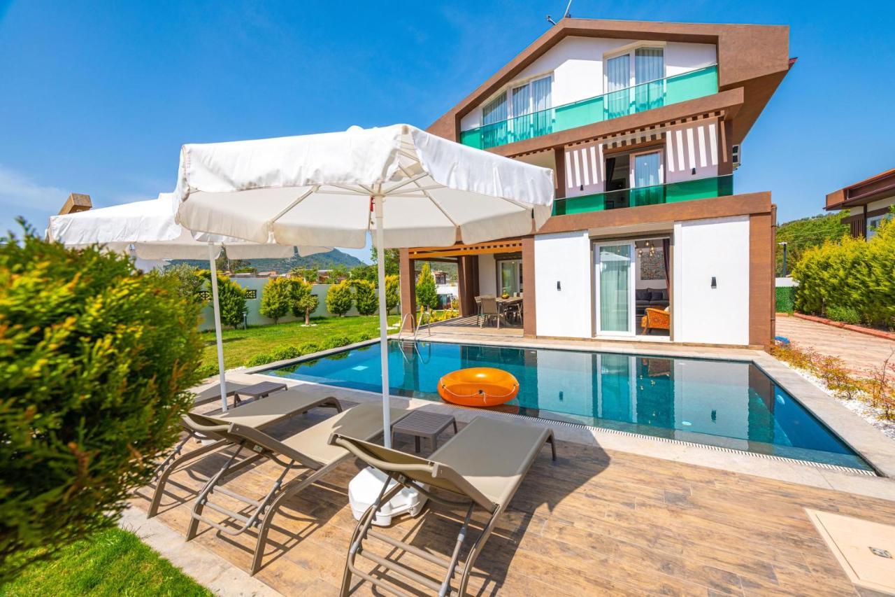4 Beds, Luxury Holiday Villa In Hisaroenue Oeluedeniz Villa Mia Fethiye Exterior photo