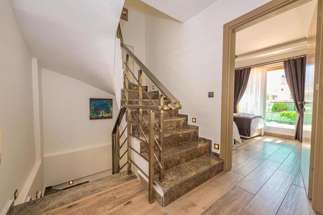 4 Beds, Luxury Holiday Villa In Hisaroenue Oeluedeniz Villa Mia Fethiye Exterior photo